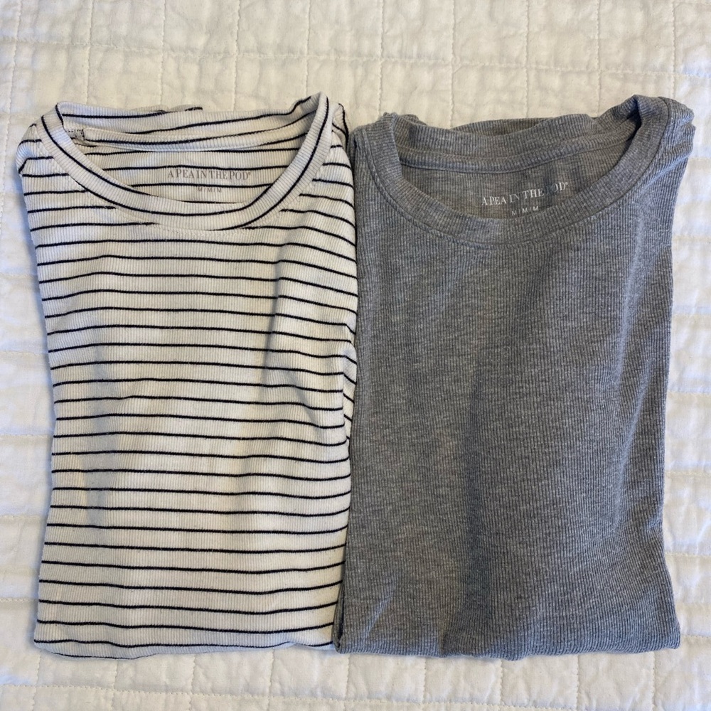 A Pea in the Pod LUXEssentials Ribbed Crewneck Maternity T-Shirt Medium